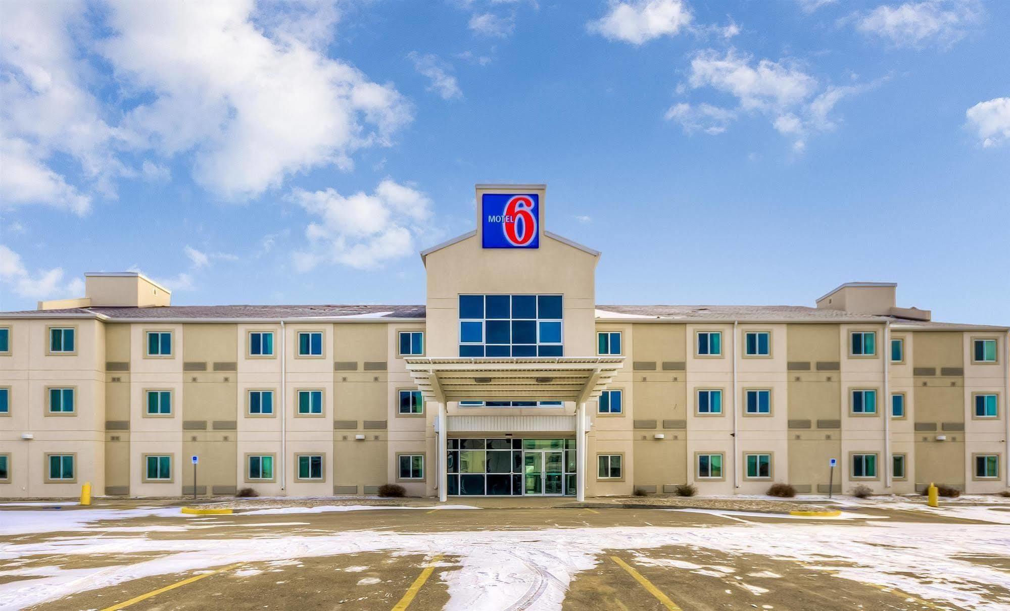 埃斯特万6号汽车旅馆 Estevan 外观 照片